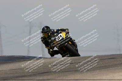 media/Aug-13-2023-CRA (Sun) [[1cfc37a6fb]]/Race 11 600 Superbike/Race/
